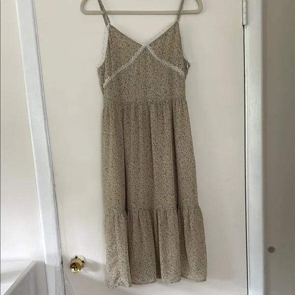 Green Tiered Ruffled Midi Sundress - Picture 1 of 9